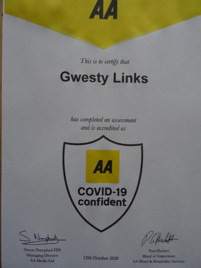 מלון חלנדודנו Gwesty Links מראה חיצוני תמונה